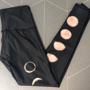 Teeki New Moon Leggings